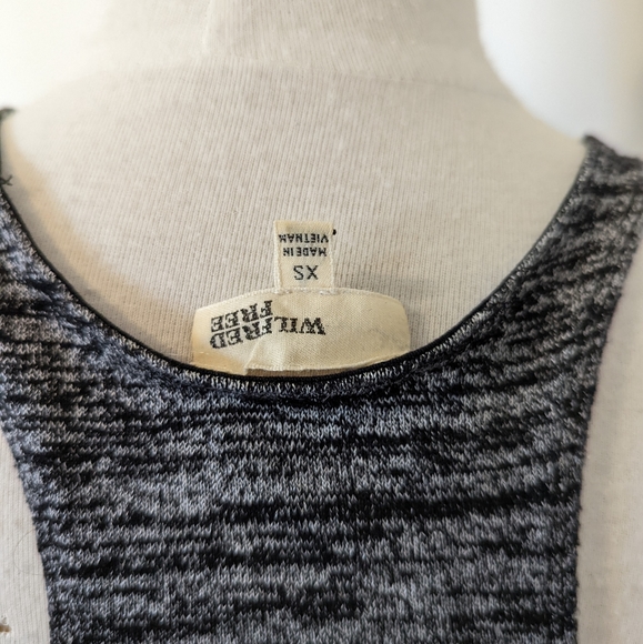 Aritzia Wilfred Free Marbeled Grey High Neck Tank Top - Picture 4 of 6